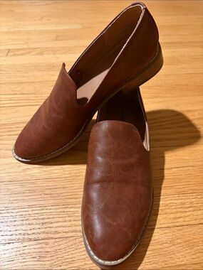 Indigo Women's Chestnut Brown Slip-On Flats